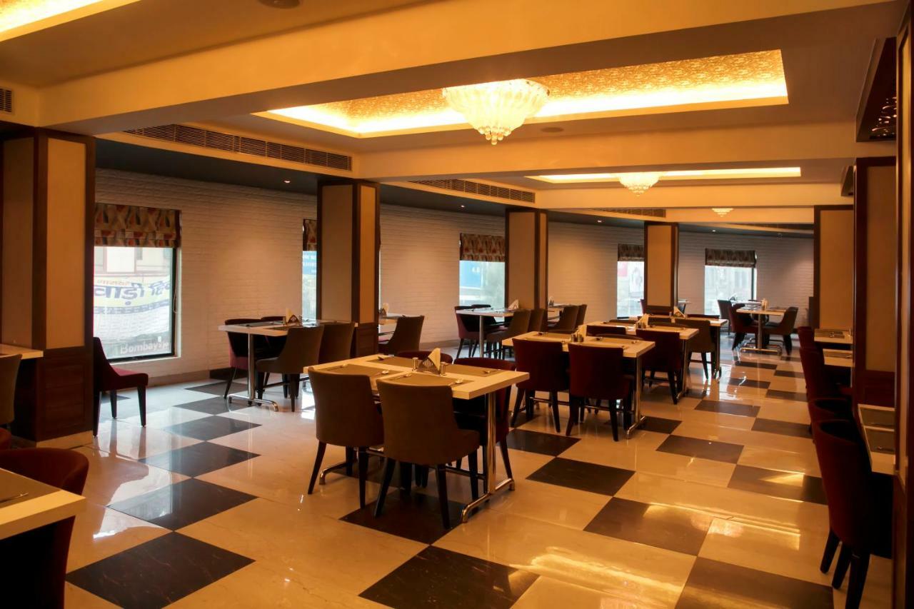 Ganges Grand Hotel Varanasi Luaran gambar